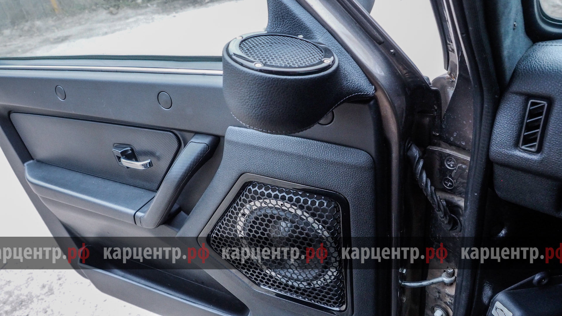 Фото варианты установки колонок в ниве 4х4